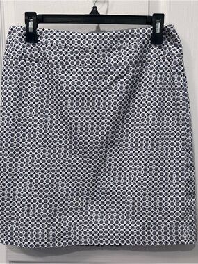 Donna Ricco Women’s Navy & White Spade Flower Style Size 4 Skirt back zipper